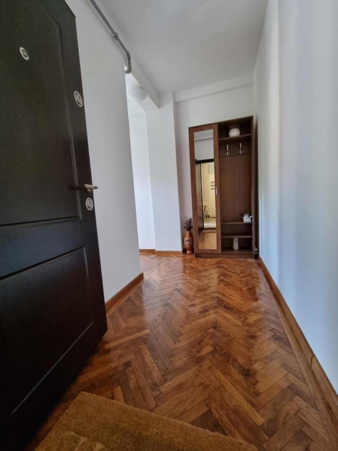 Toma Boutique Apartment Brasov Luaran gambar