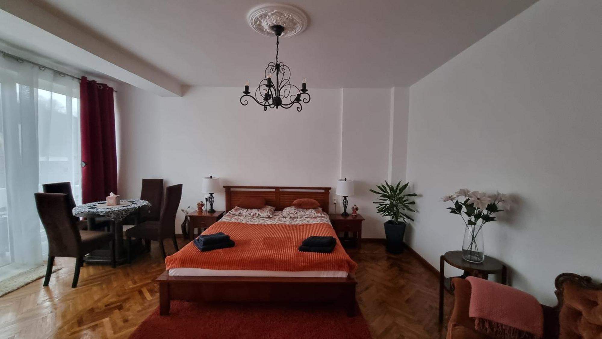 Toma Boutique Apartment Brasov Luaran gambar