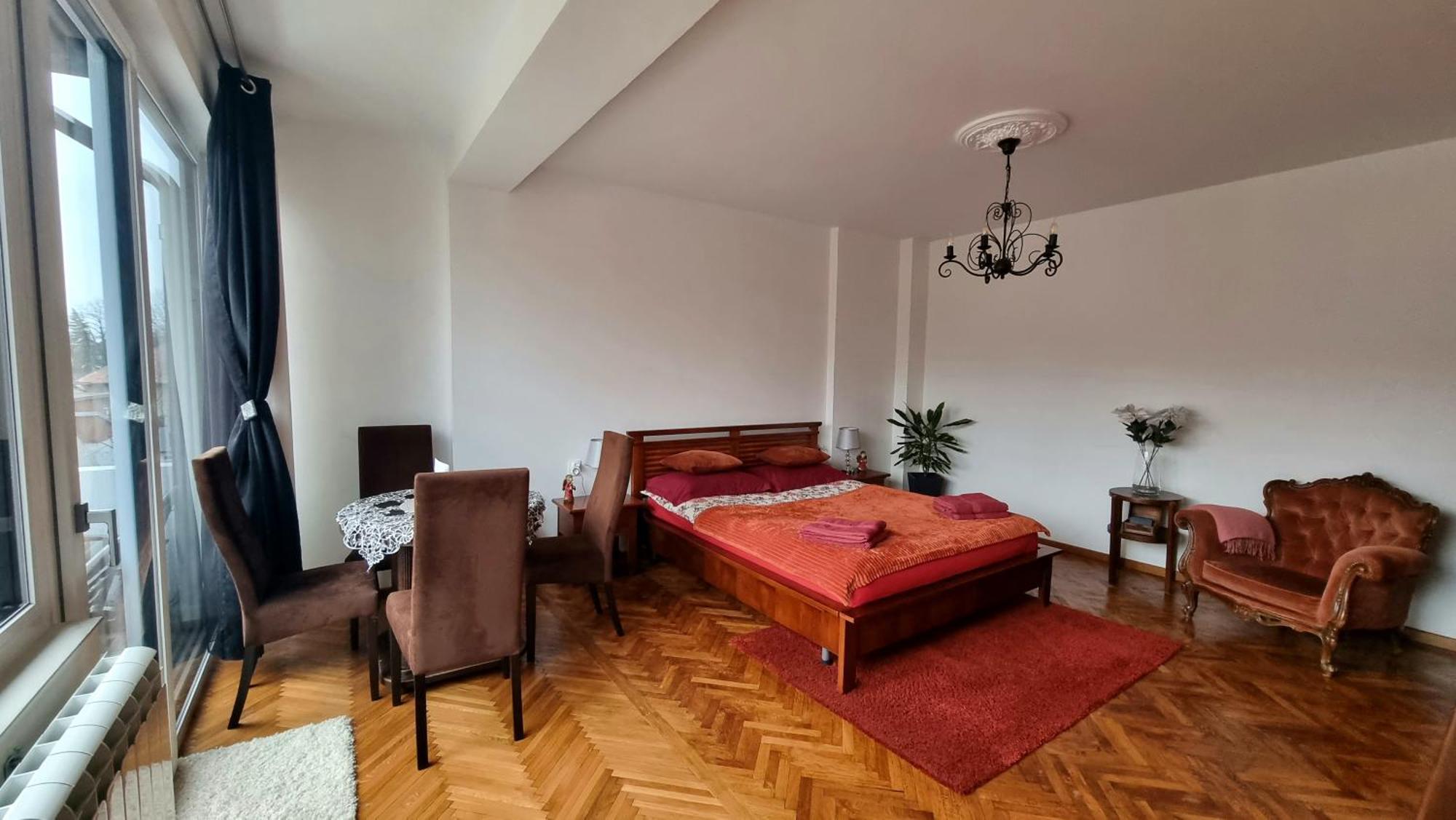 Toma Boutique Apartment Brasov Luaran gambar