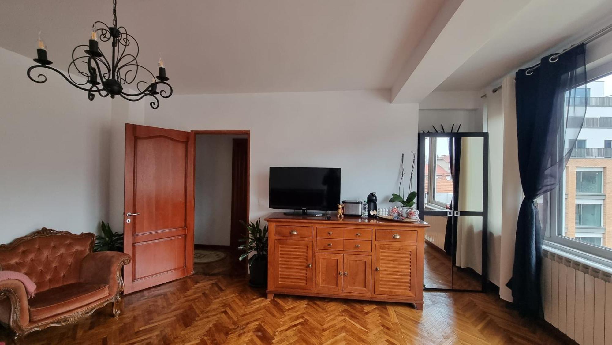 Toma Boutique Apartment Brasov Luaran gambar