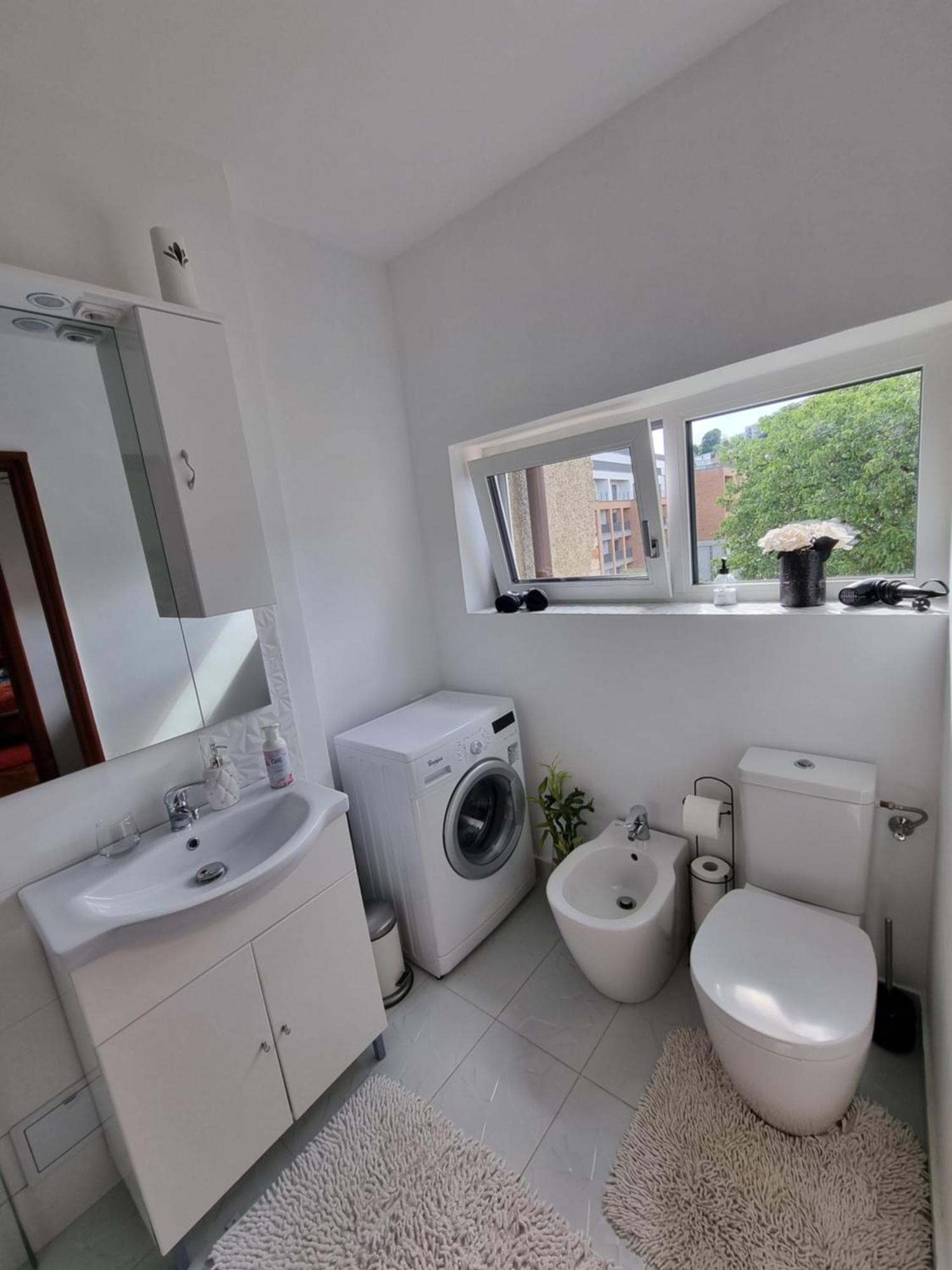 Toma Boutique Apartment Brasov Luaran gambar