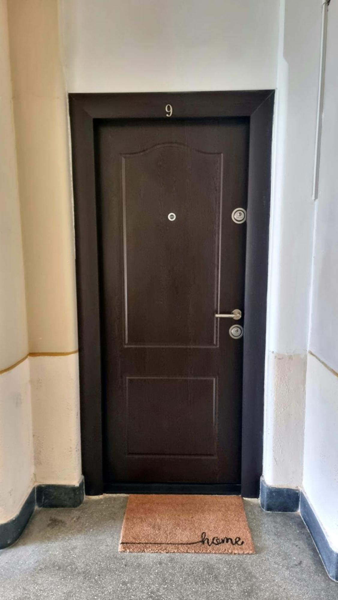 Toma Boutique Apartment Brasov Luaran gambar